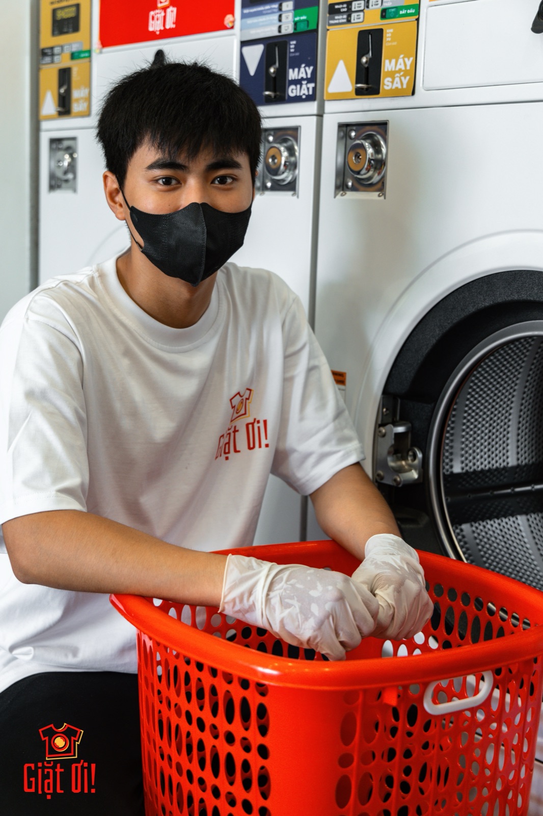 Nhân viên Giặt Ơi! sẵn sàng nhận đơn 24/7